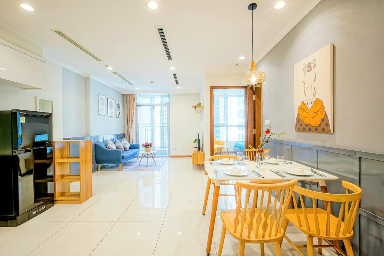 Central Apartments - Vinhomes Central Park, Landmark 81 Area & Ice Skating Rink โฮจิมินห์ซิตี้ ภายนอก รูปภาพ