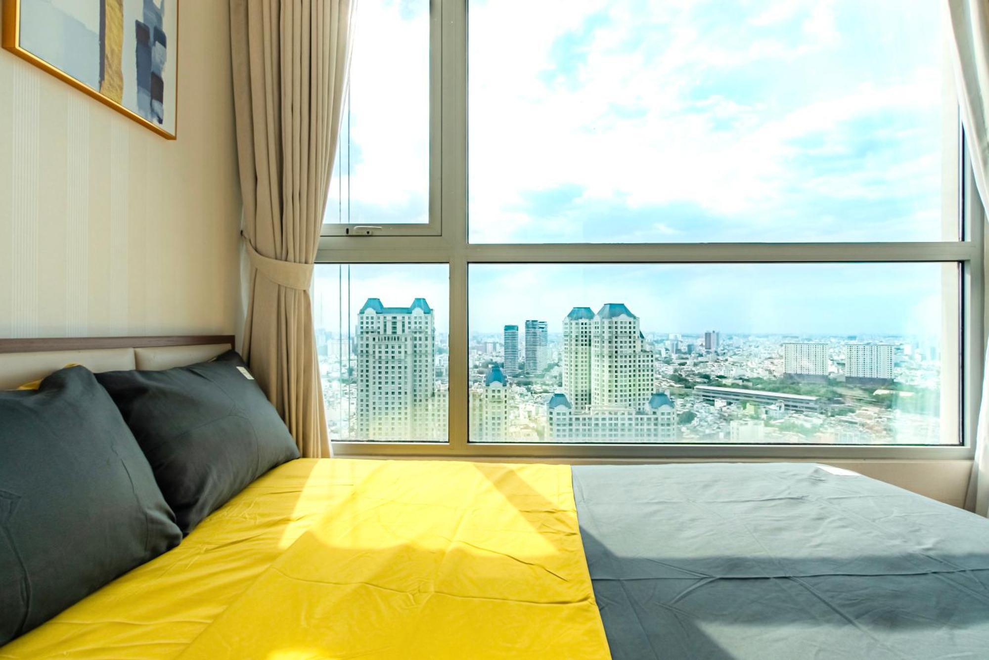 Central Apartments - Vinhomes Central Park, Landmark 81 Area & Ice Skating Rink โฮจิมินห์ซิตี้ ภายนอก รูปภาพ