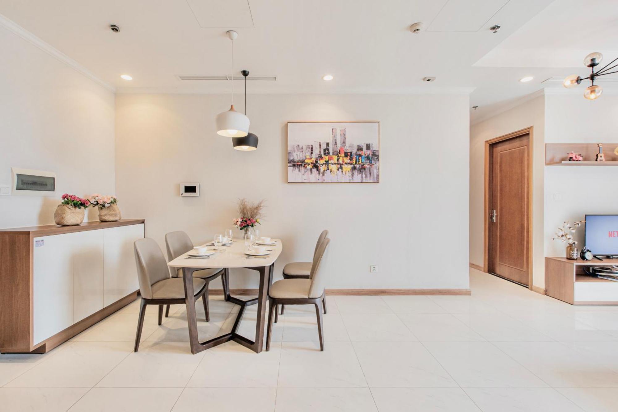 Central Apartments - Vinhomes Central Park, Landmark 81 Area & Ice Skating Rink โฮจิมินห์ซิตี้ ภายนอก รูปภาพ